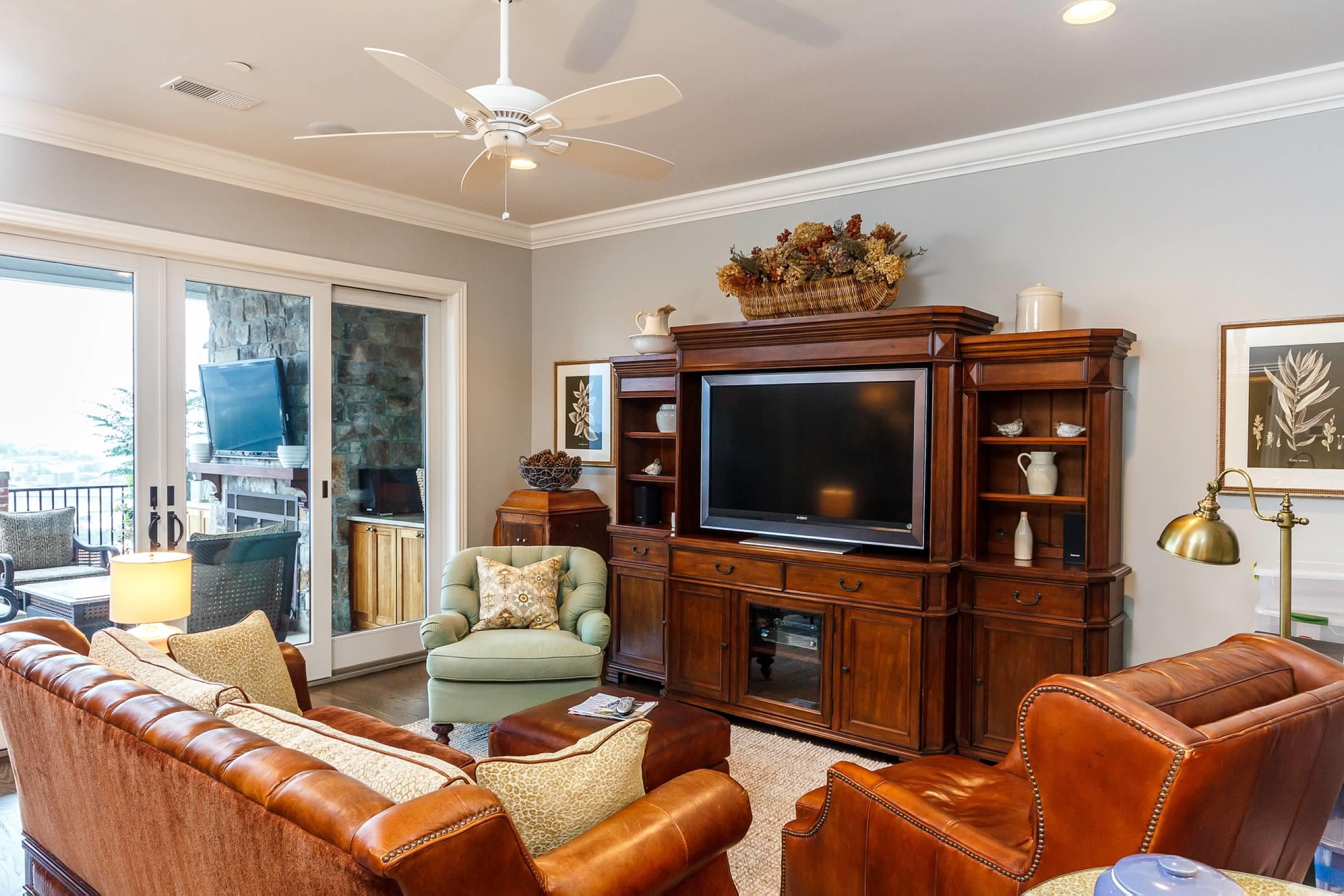 554 Whitehall Road, Unit 126 Chattanooga, TN 37405 - Photo 43 of 60 Upper level bonus room