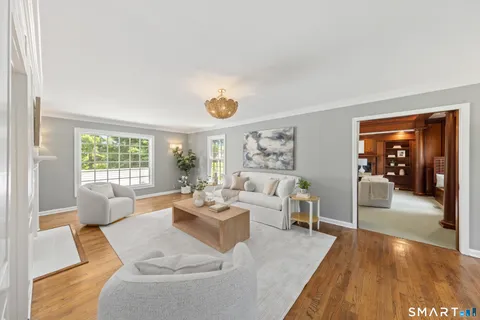 $2,495,000 | 3050 Bronson Road, Fairfield, CT 06824