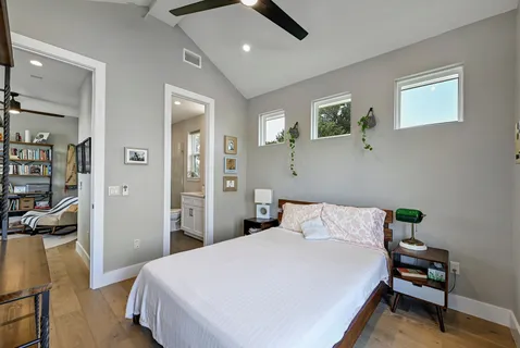$525,000 | 1312 East M. Franklin Avenue, Unit 2, Austin, TX 78721