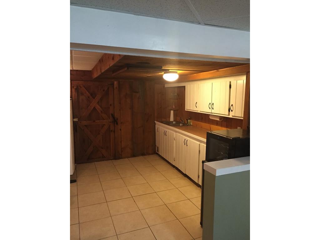 28 English Range Road Derry, NH 03038 - Photo 18 of 26