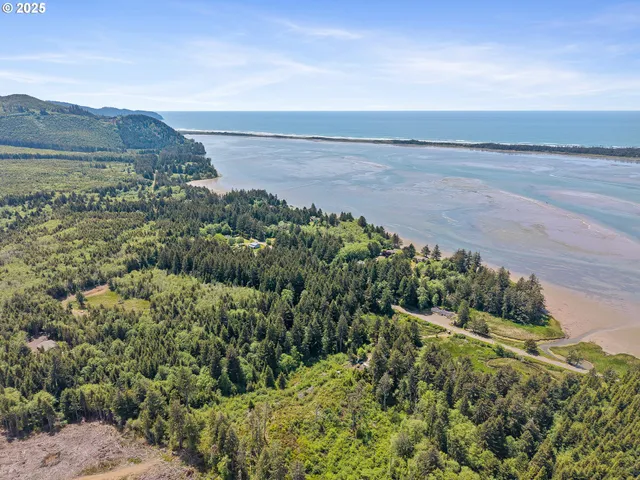 $625,000 | 6075 Whiskey Creek Road, Tillamook, OR 97141