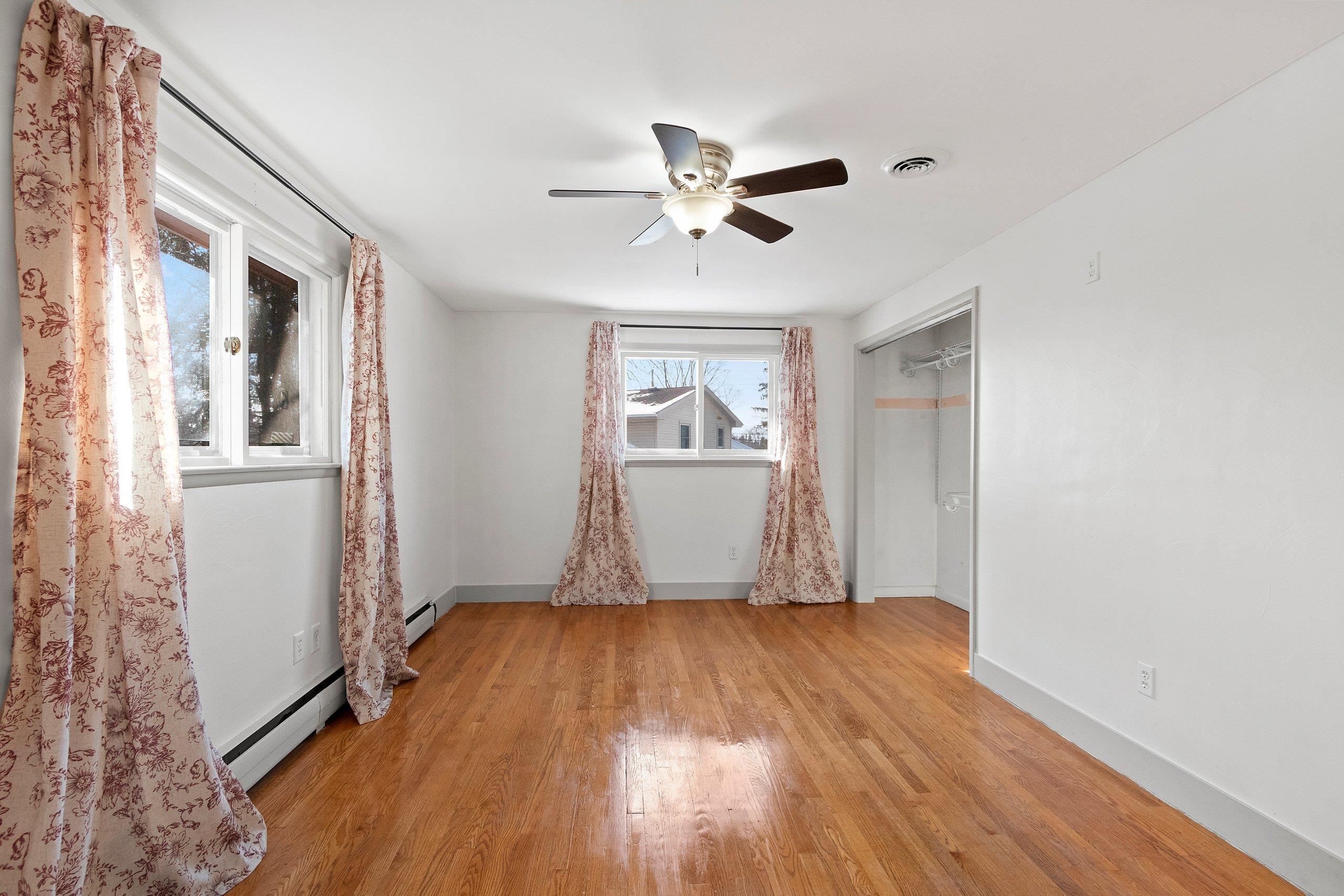 3263 South Clay Street Green Bay, WI 54301 - Photo 25 of 44