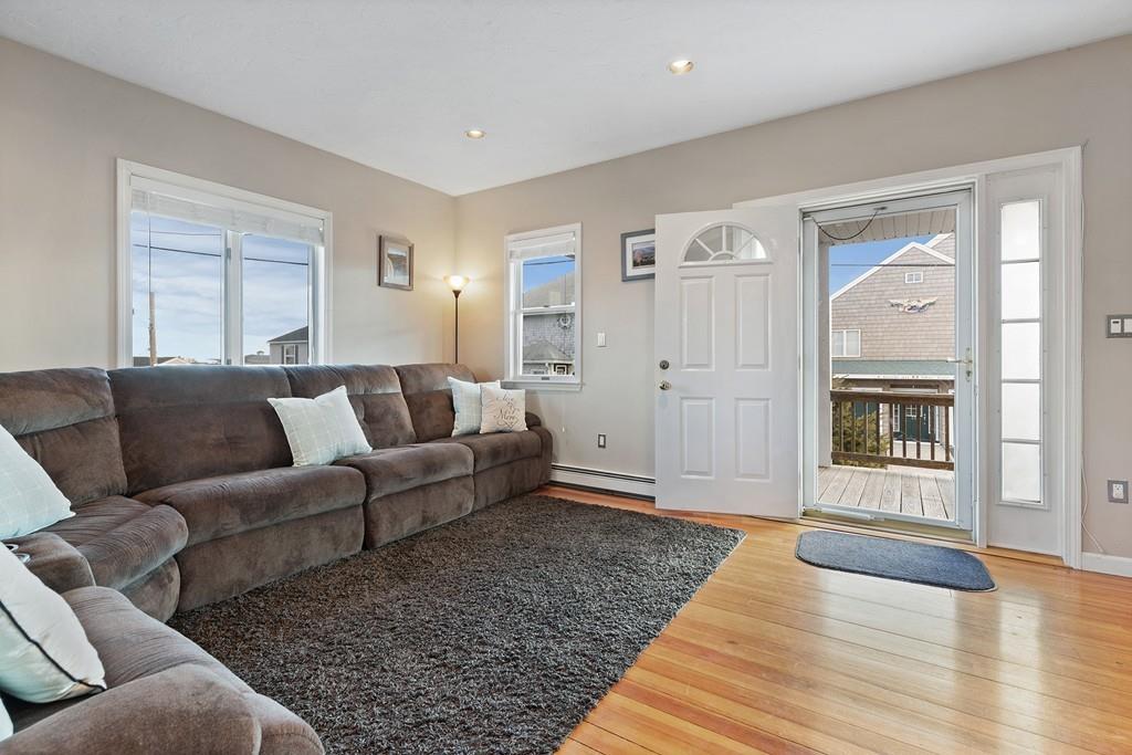 30 Hampton Circle Hull, MA 02045 - Photo 2 of 35 Gallery Image 2