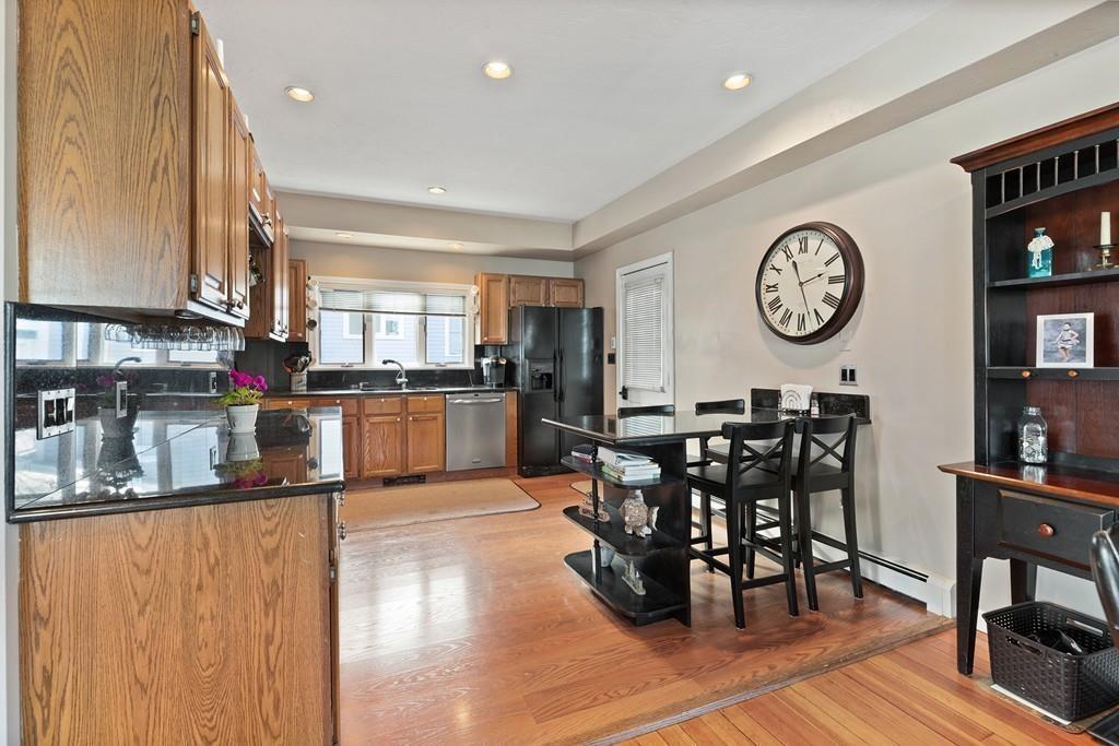 30 Hampton Circle Hull, MA 02045 - Photo 5 of 35 Gallery Image 5