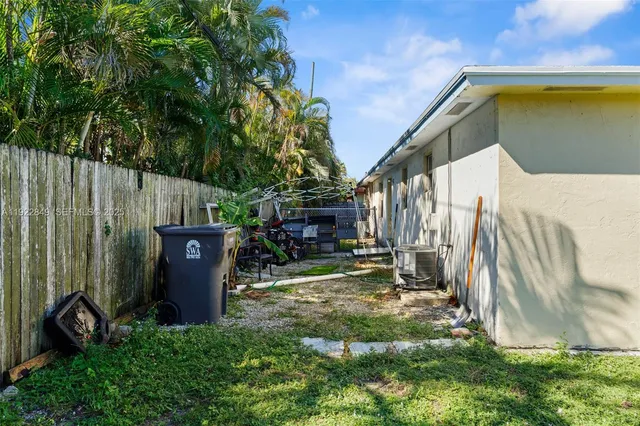 $1,975 | 4610 Hairland Drive, Unit 4612, West Palm Beach, FL 33415