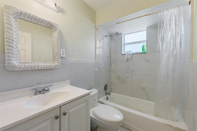 $1,975 | 4610 Hairland Drive, Unit 4612, West Palm Beach, FL 33415