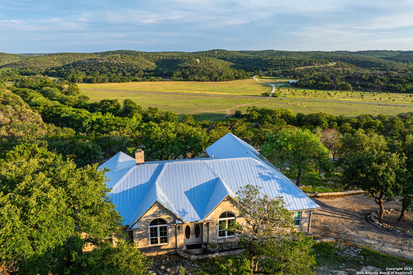240 River Bend Road West Hunt, TX 78024 - Photo 9 of 45 a view of a city with an ocean view