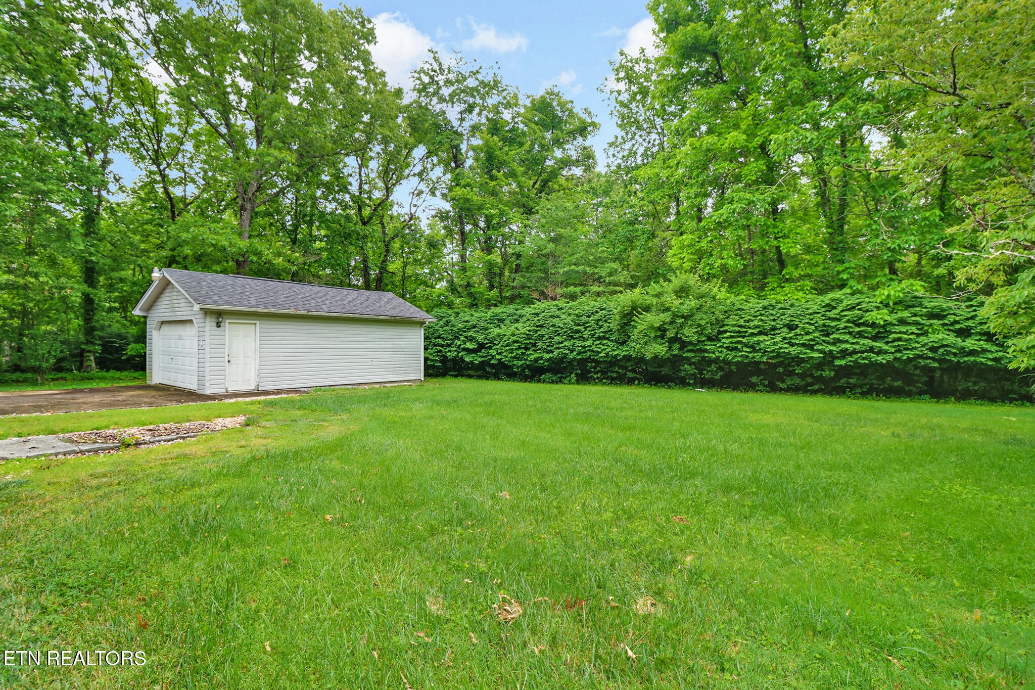 5012 Pawnee Road Crossville, TN 38572 - Photo 8 of 24 Gallery Image 8
