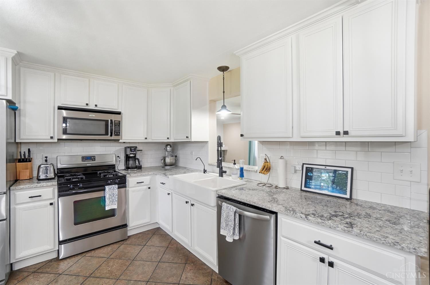 3924 Rexford Road Dayton, OH 45430 - Photo 13 of 51