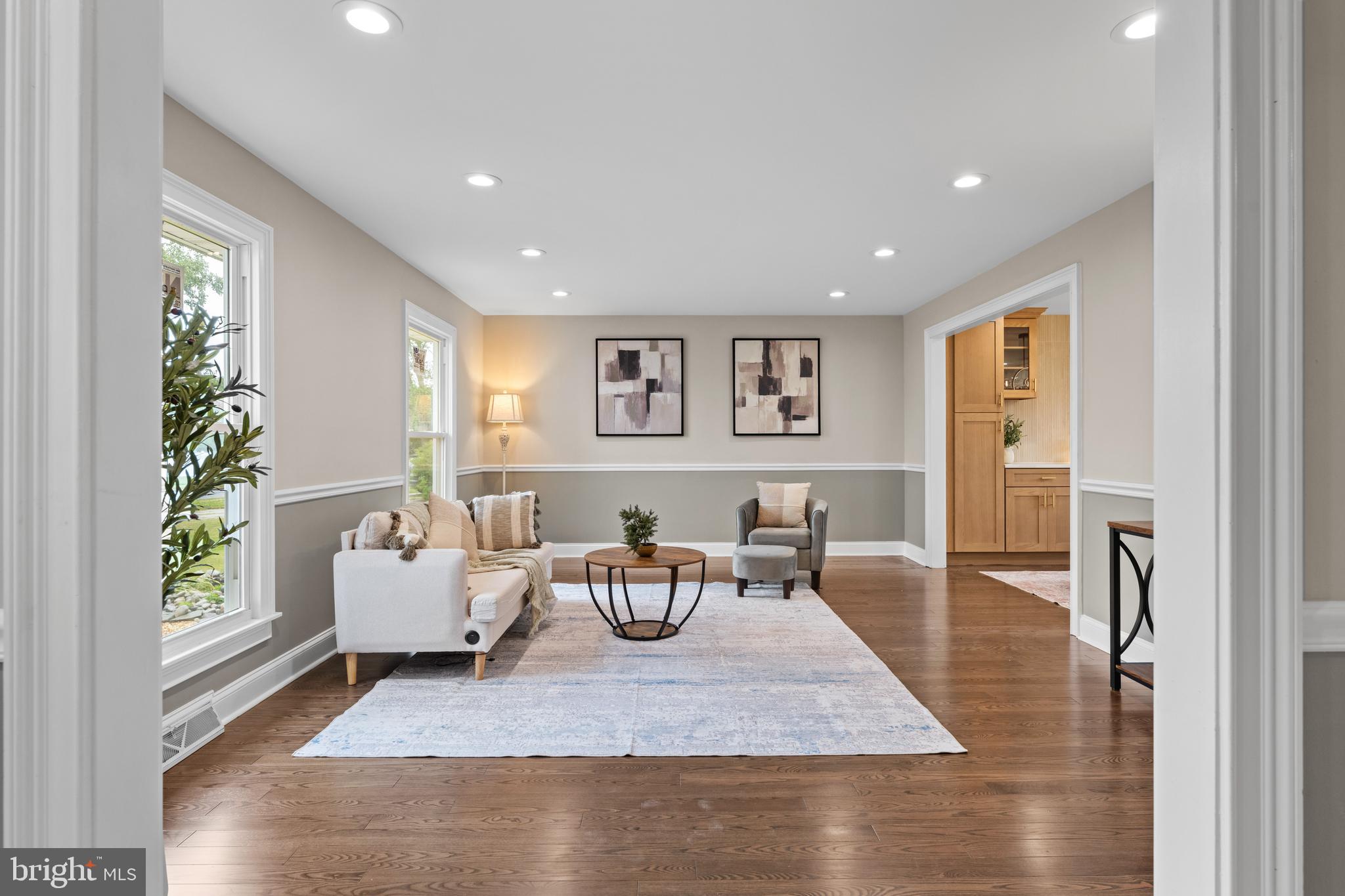 14 Stonebridge Road Cherry Hill, NJ 08003 - Photo 11 of 38