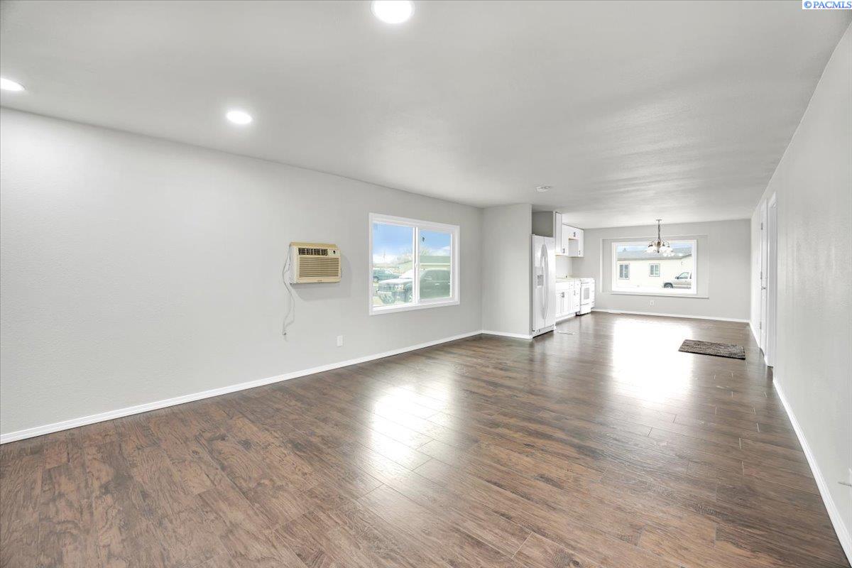 200802 East Game Farm Road, Unit 143 Kennewick, WA 99337 - Photo 13 of 20 Gallery Image 13
