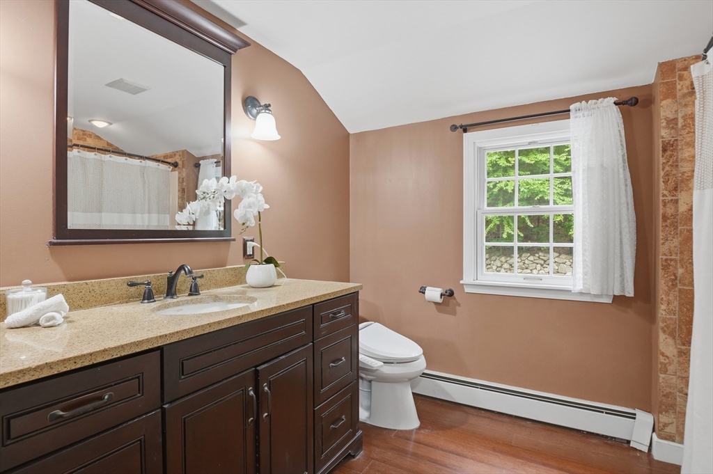 74 High Street Upton, MA 01568 - Photo 28 of 40