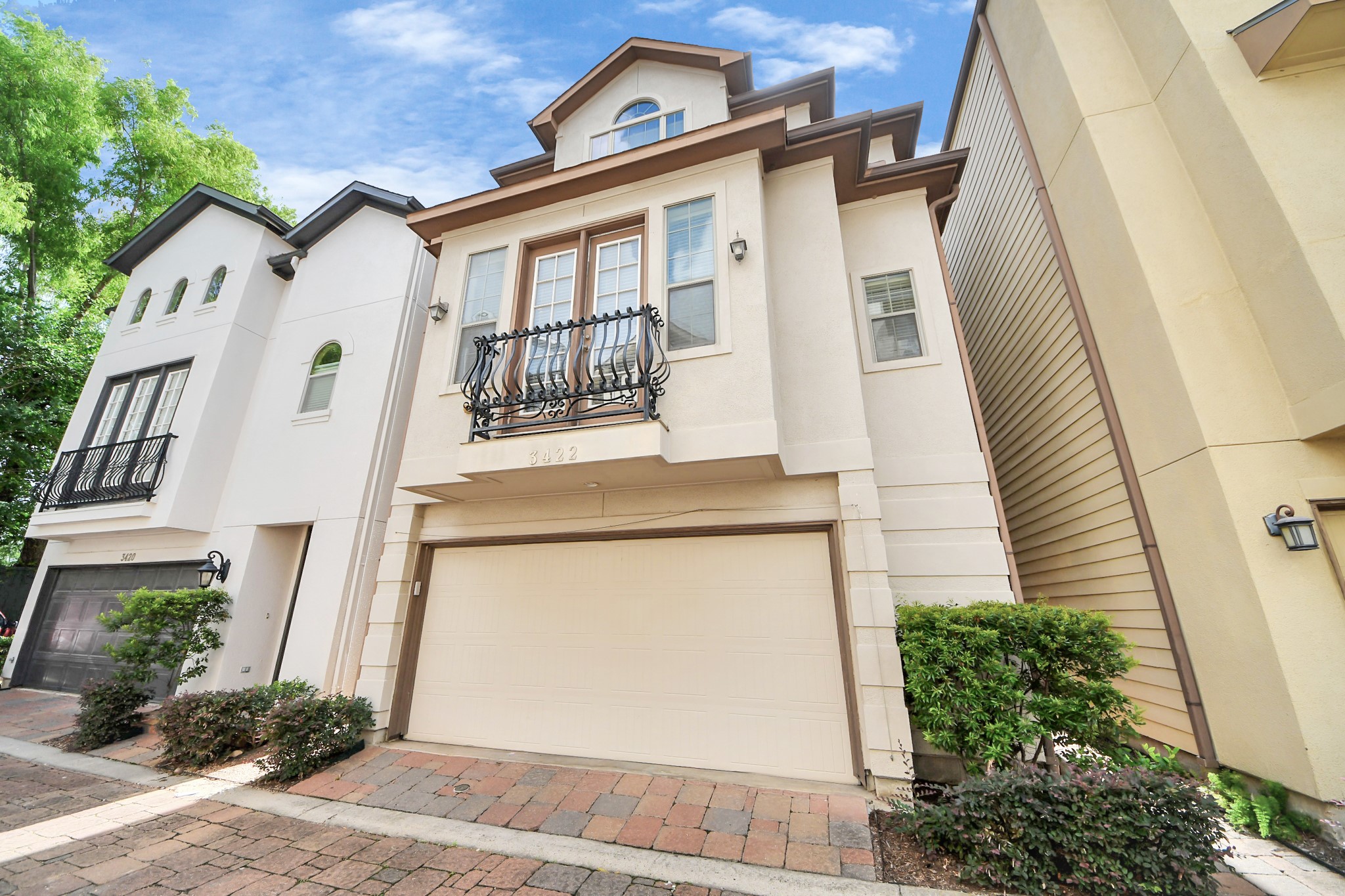 3422 Center Street Houston, TX 77007 - Photo 24 of 27 This property, with attached two car garage, is located near the back of the gated neighborhood, to maximize quiet and privacy.