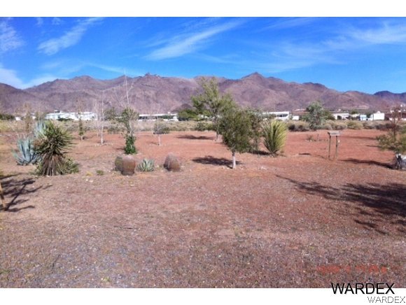 3676 Bagdad Road, Unit 54 Golden Valley, AZ 86413 - Photo 12 of 12 Back of home
