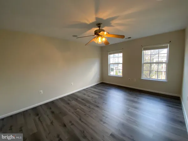 $3,100 | 13822 Custis Square, Woodbridge, VA 22191