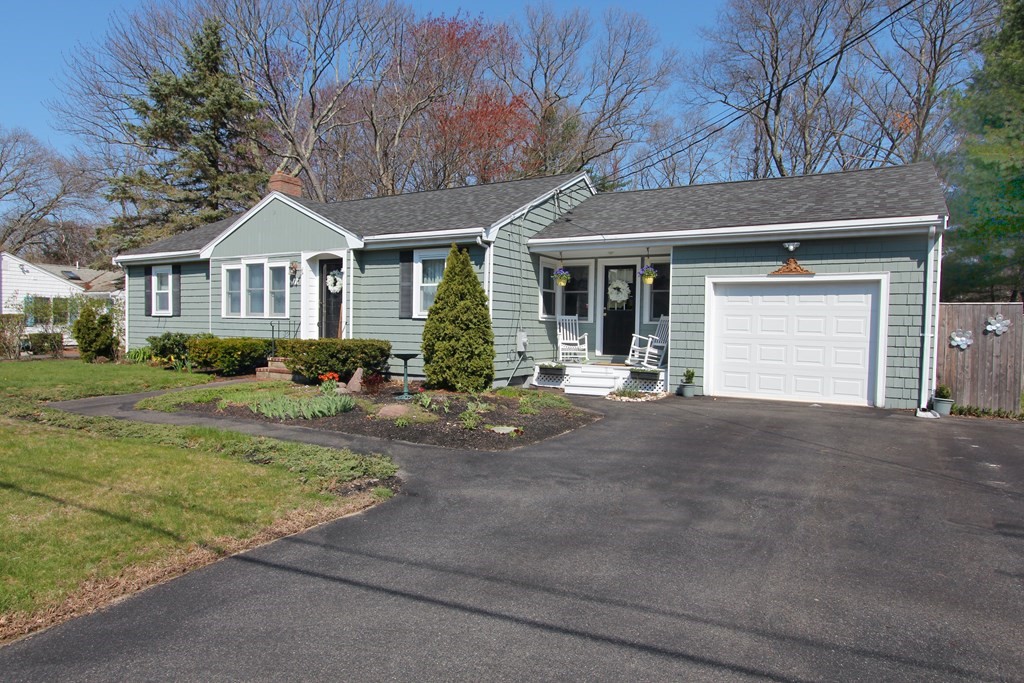 11 Maplecroft Road Canton, MA 02021 - Photo 2 of 36 Gallery Image 2