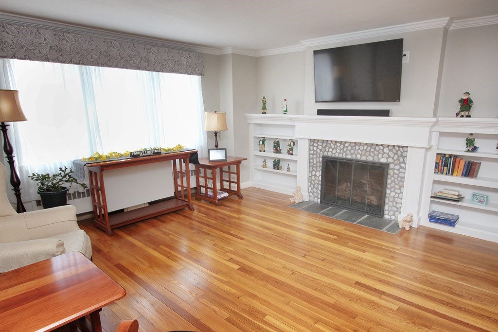 11 Maplecroft Road Canton, MA 02021 - Photo 7 of 36 Gallery Image 7