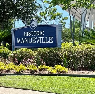 $375,000 | 334 West Street, Mandeville, LA 70448