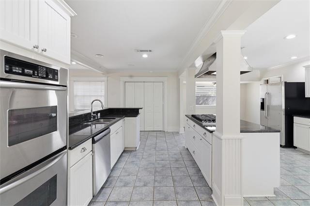 334 West Street Mandeville, LA 70448 - Photo 4 of 31