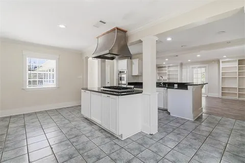 $375,000 | 334 West Street, Mandeville, LA 70448