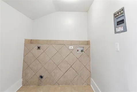 $375,000 | 334 West Street, Mandeville, LA 70448