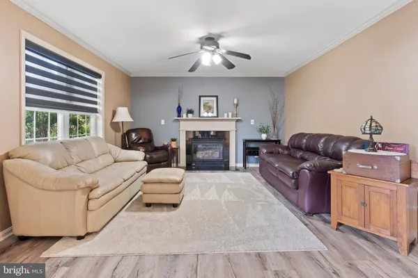 $489,900 | 37 West Eppley Drive, Carlisle, PA 17015