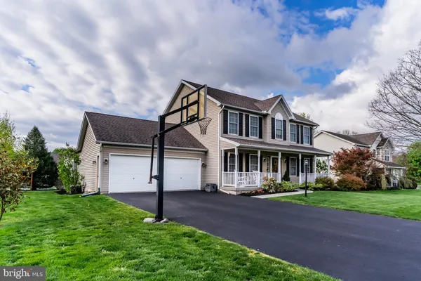 $489,900 | 37 West Eppley Drive, Carlisle, PA 17015