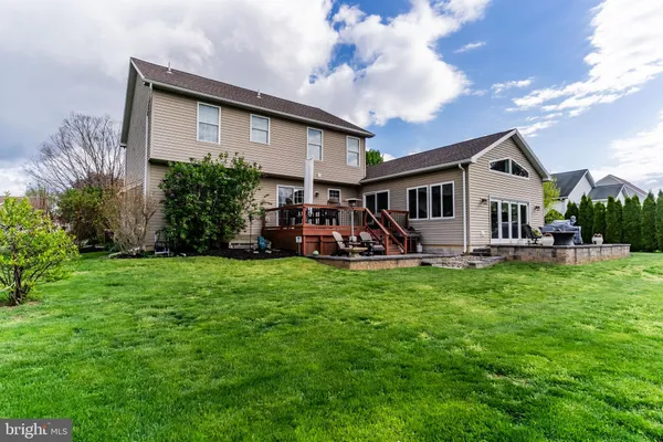 $489,900 | 37 West Eppley Drive, Carlisle, PA 17015