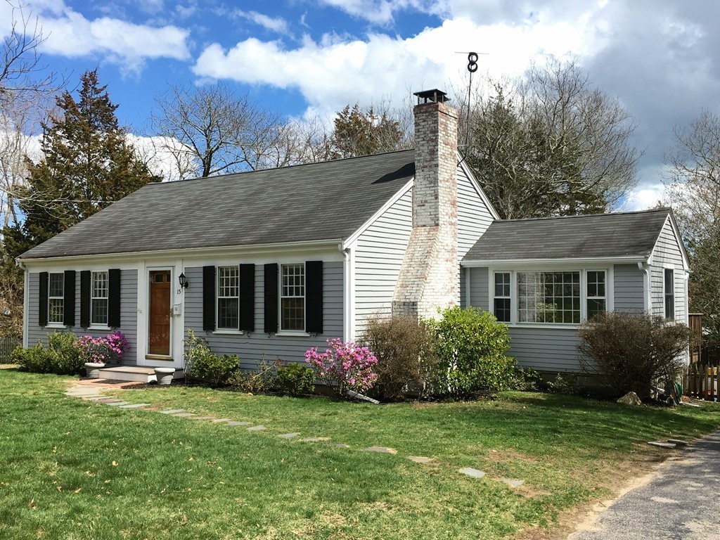 15 Center Hill Road Kingston, MA 02364 - Photo 1 of 27 Gallery Image 1