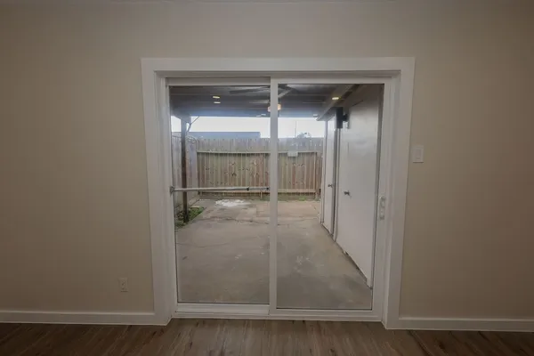 $1,450 | 708 Staitti Street, Unit 6, Humble, TX 77338