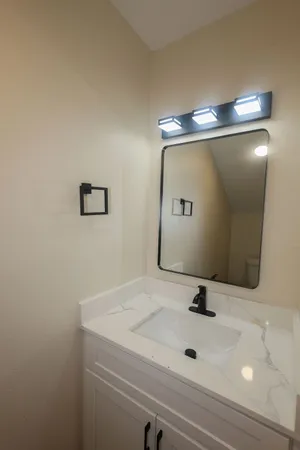 $1,450 | 708 Staitti Street, Unit 6, Humble, TX 77338