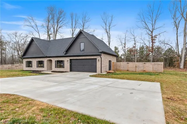 $519,000 | 6110 Frye Bridge Road, Clemmons, NC 27012