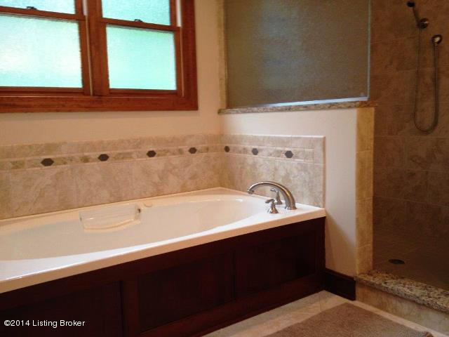 7513 Turner Ridge Road Crestwood, KY 40014 - Photo 18 of 38 Master Bath
