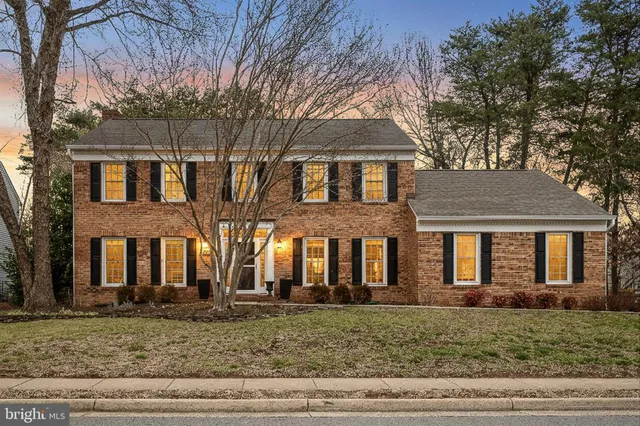 $1,000,000 | 15466 Meherrin Drive, Centreville, VA 20120