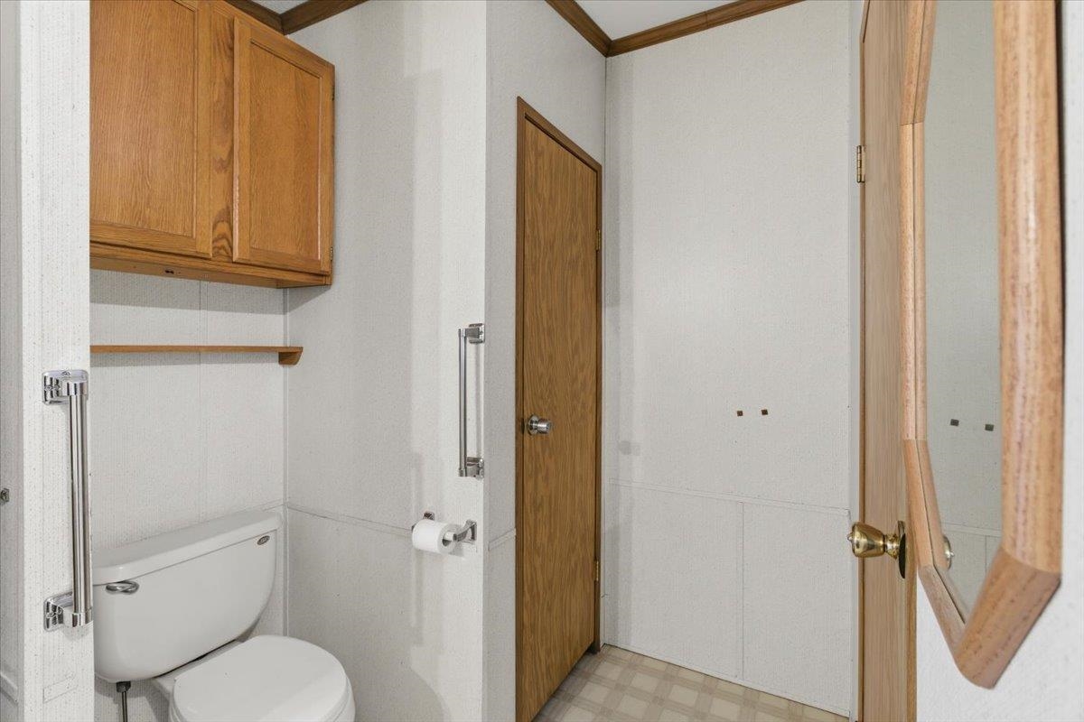 109 Watershed Road Pownal, VT 05201 - Photo 17 of 36