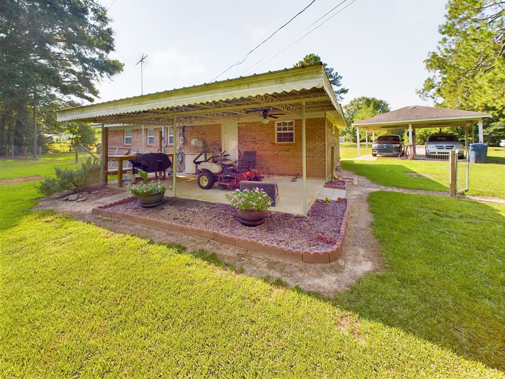 69 Rainbow Road Ashford, AL 36312 - Photo 4 of 16