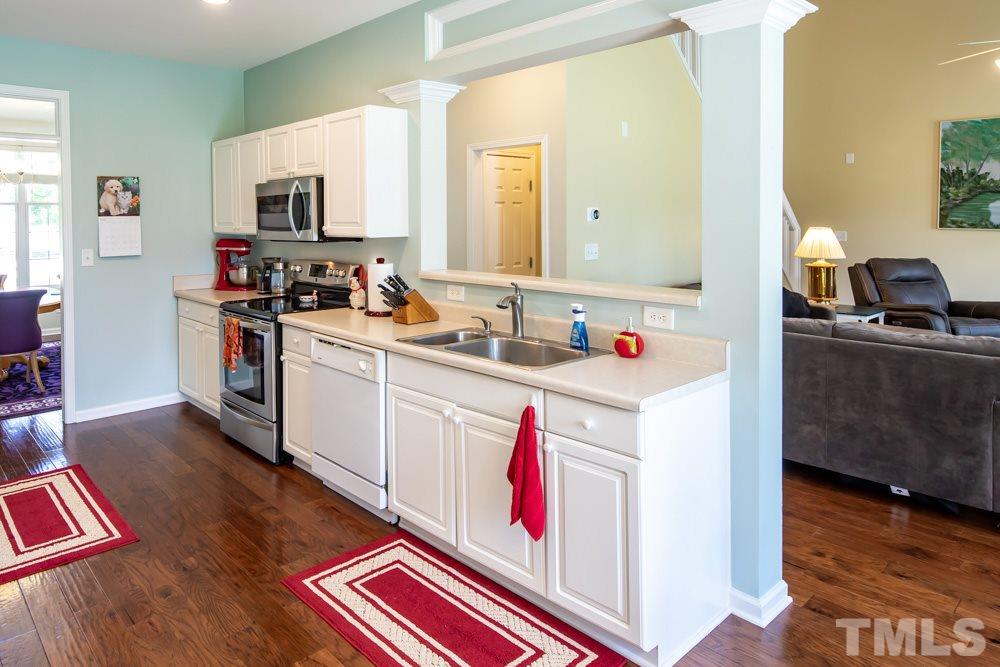 7842 Braefield Drive Raleigh, NC 27616 - Photo 6 of 30 Gallery Image 6