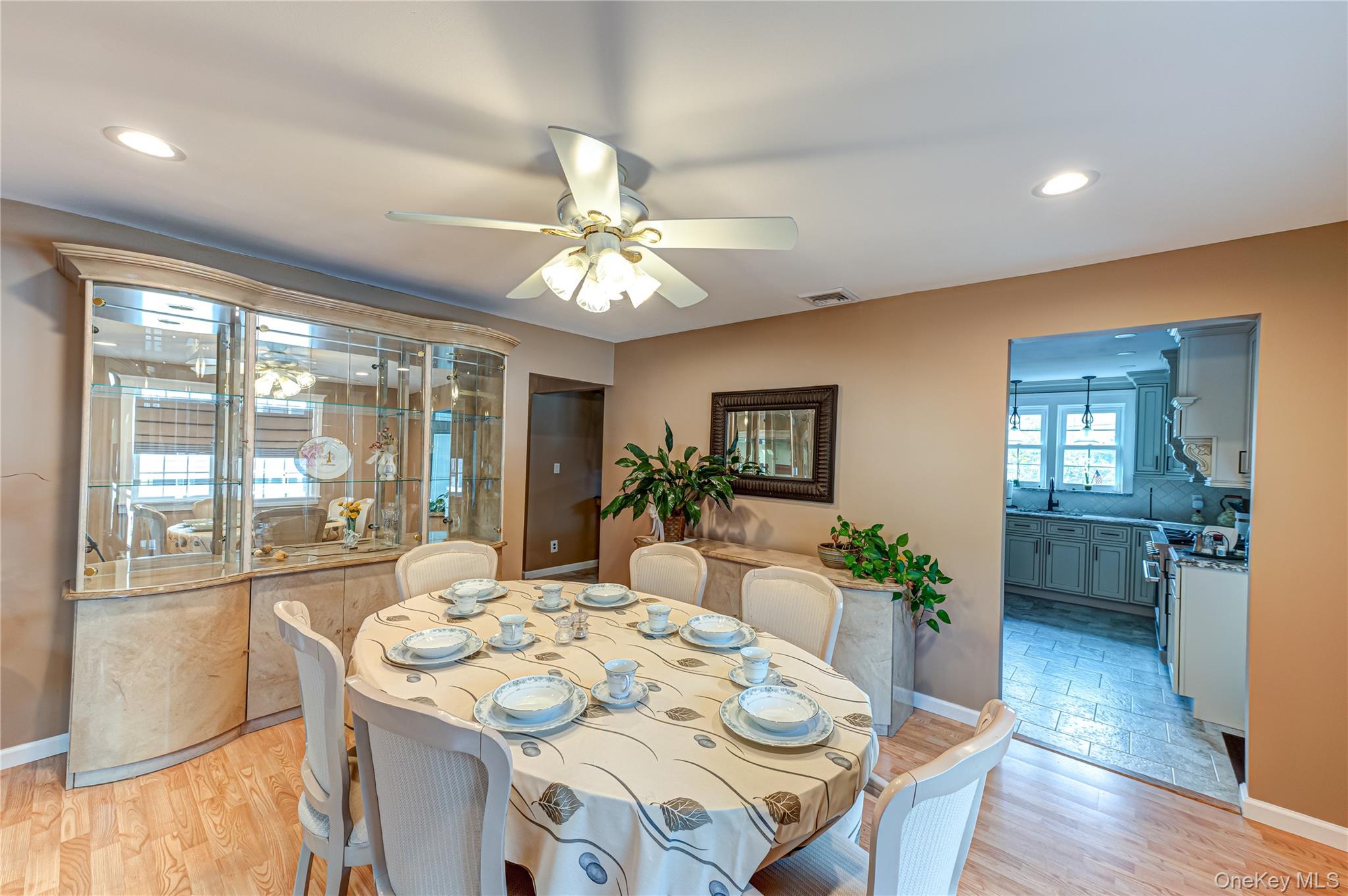 11 Meehan Lane Coram, NY 11727 - Photo 18 of 39