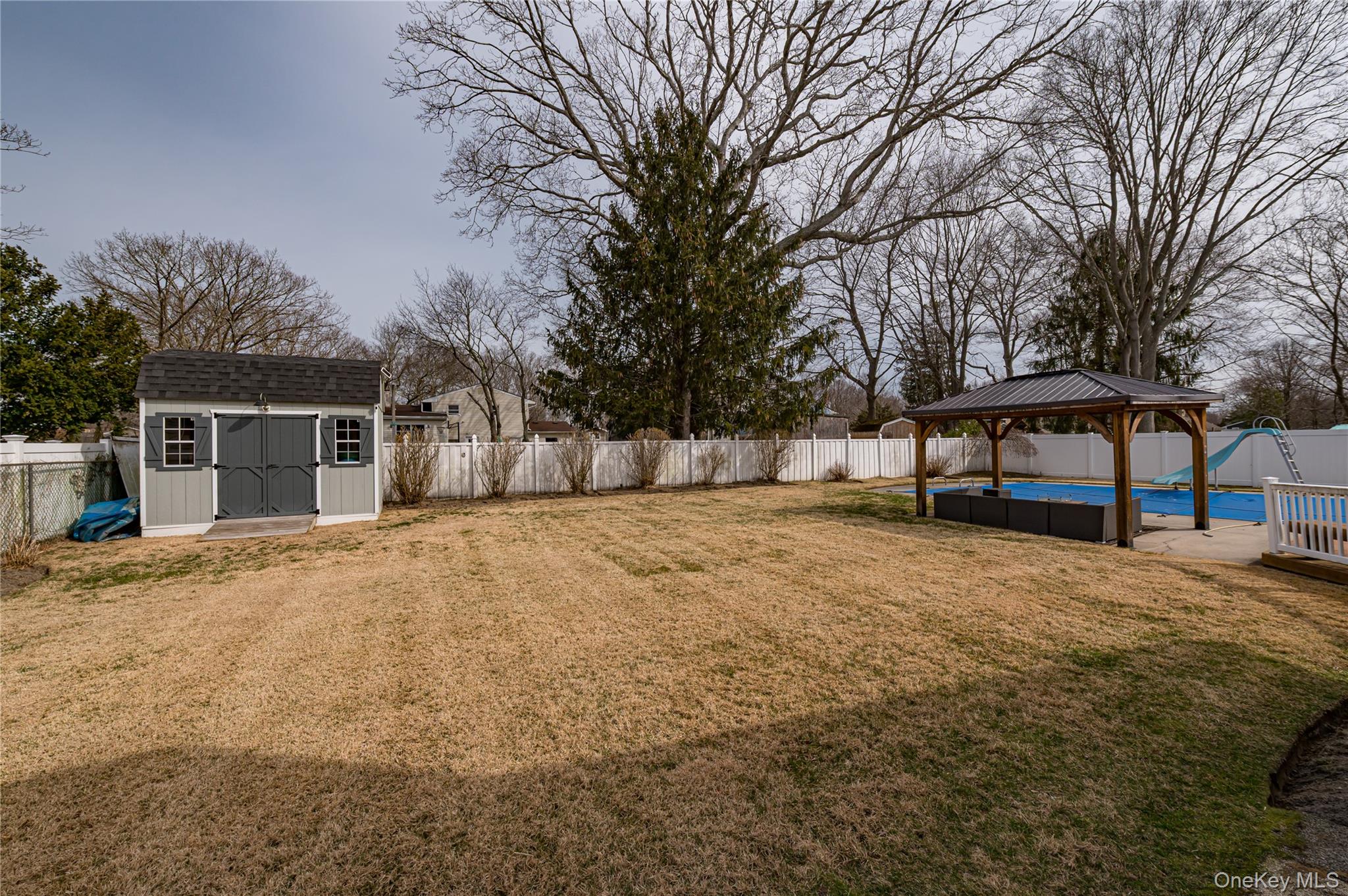 11 Meehan Lane Coram, NY 11727 - Photo 36 of 39