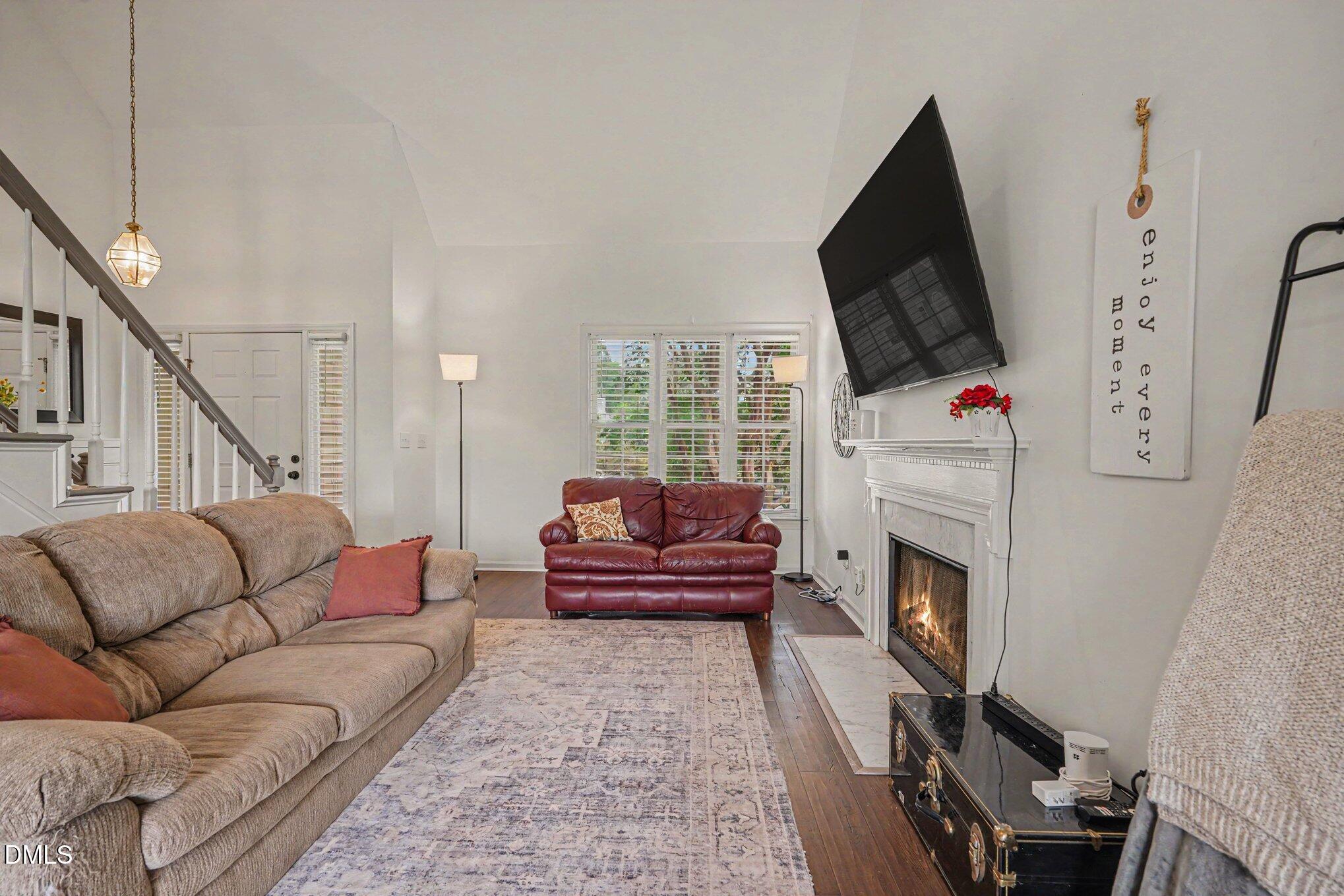 1900 Jupiter Hills Court Raleigh, NC 27604 - Photo 6 of 35 005_file_9810