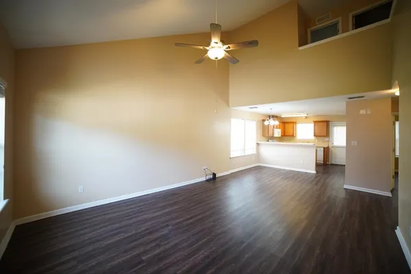 $1,500 | 1949 Nena Hills Drive, Tallahassee, FL 32304