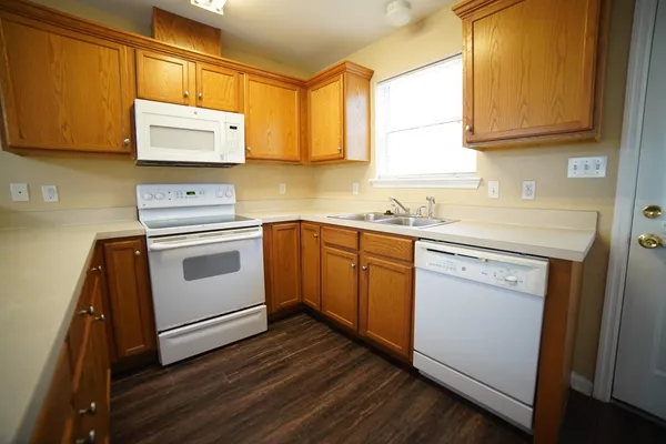 $1,500 | 1949 Nena Hills Drive, Tallahassee, FL 32304