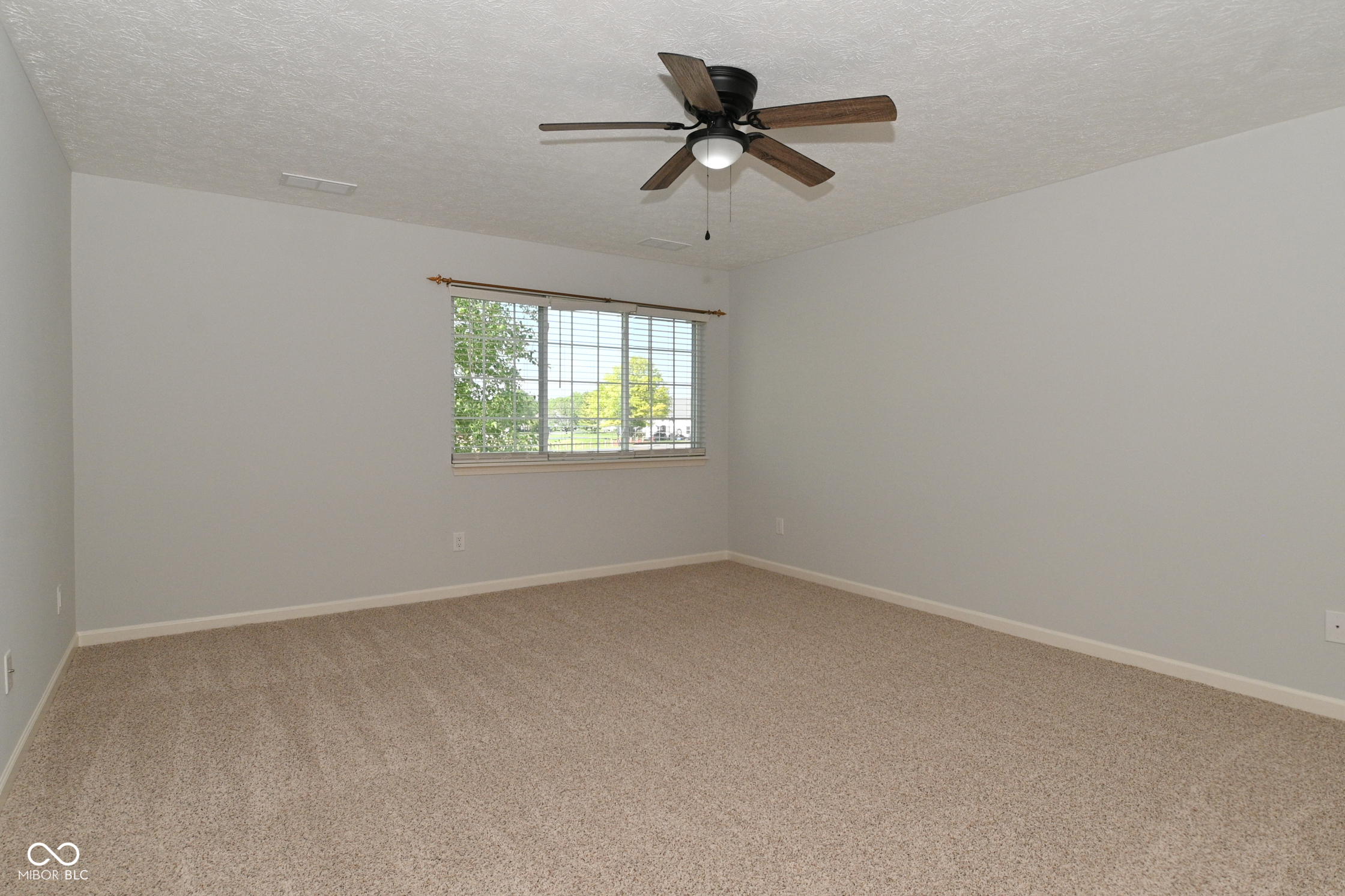 11437 Enclave Boulevard Fishers, IN 46038 - Photo 31 of 35