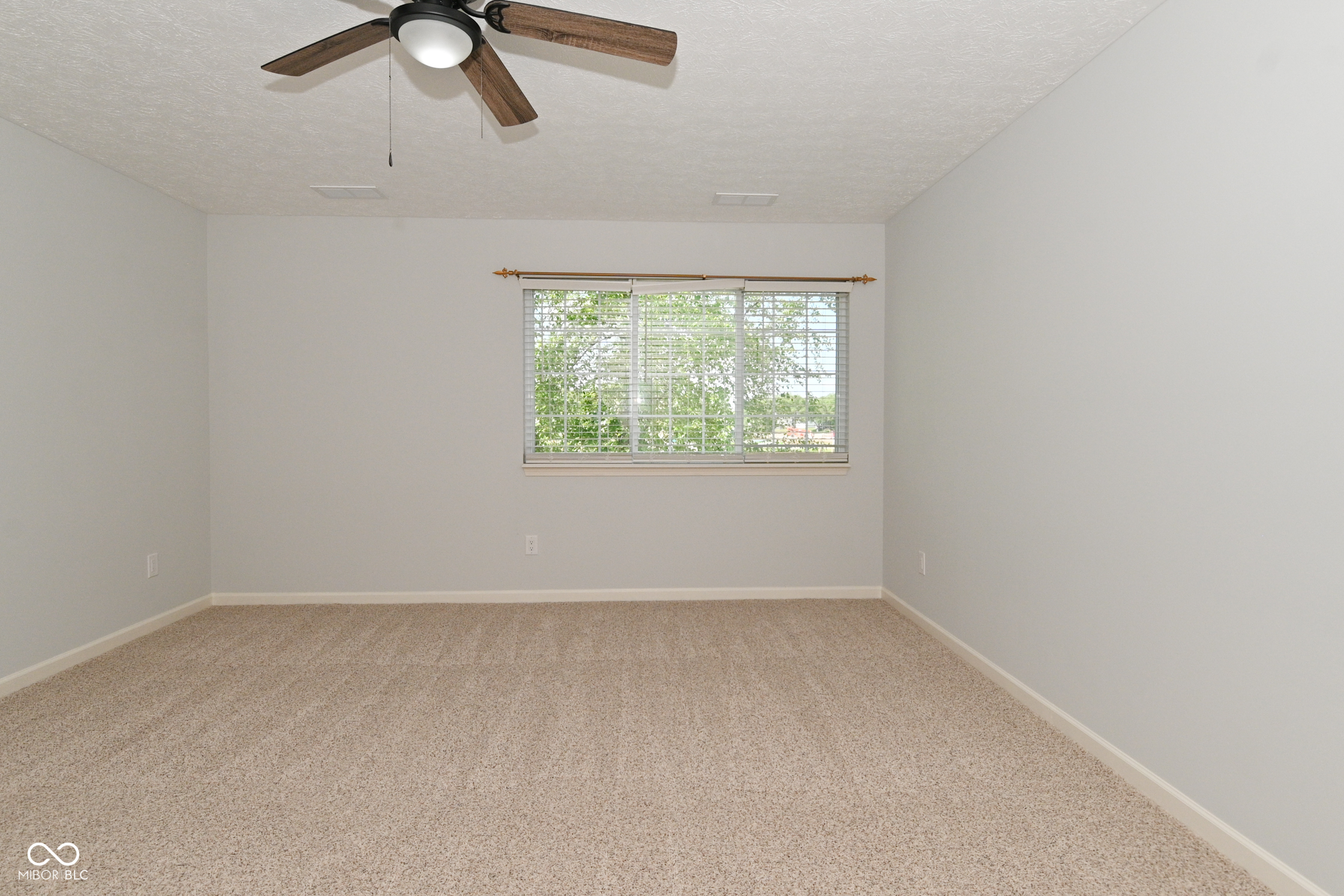11437 Enclave Boulevard Fishers, IN 46038 - Photo 32 of 35