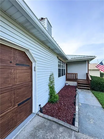 $315,900 | 106 South Elm Street, Blue Eye, MO 65611