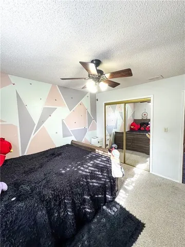 $315,900 | 106 South Elm Street, Blue Eye, MO 65611