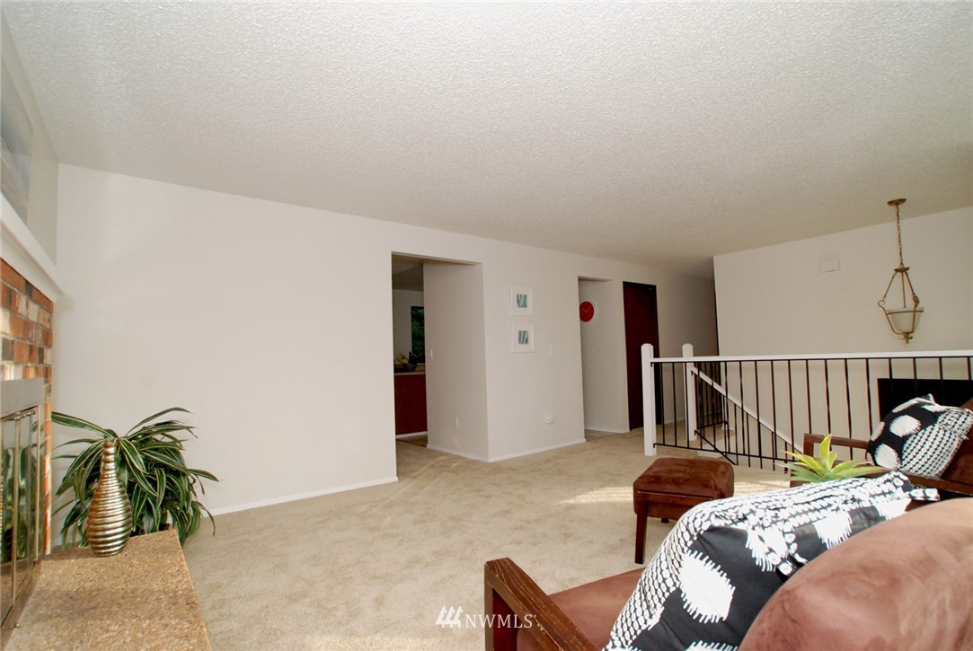 4401 Southeast 4th Place Renton, WA 98059 - Photo 12 of 19