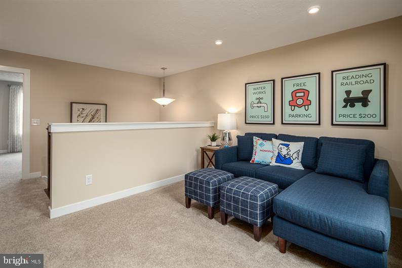 340 Spring Lane York, PA 17406 - Photo 11 of 19 Gallery Image 11