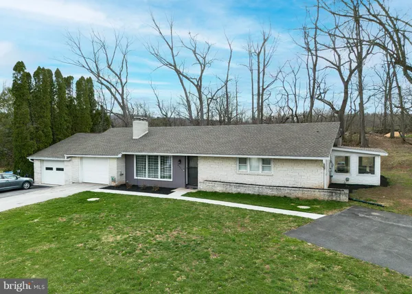 $349,900 | 6331 B Old Carlisle Road, Dover, PA 17315