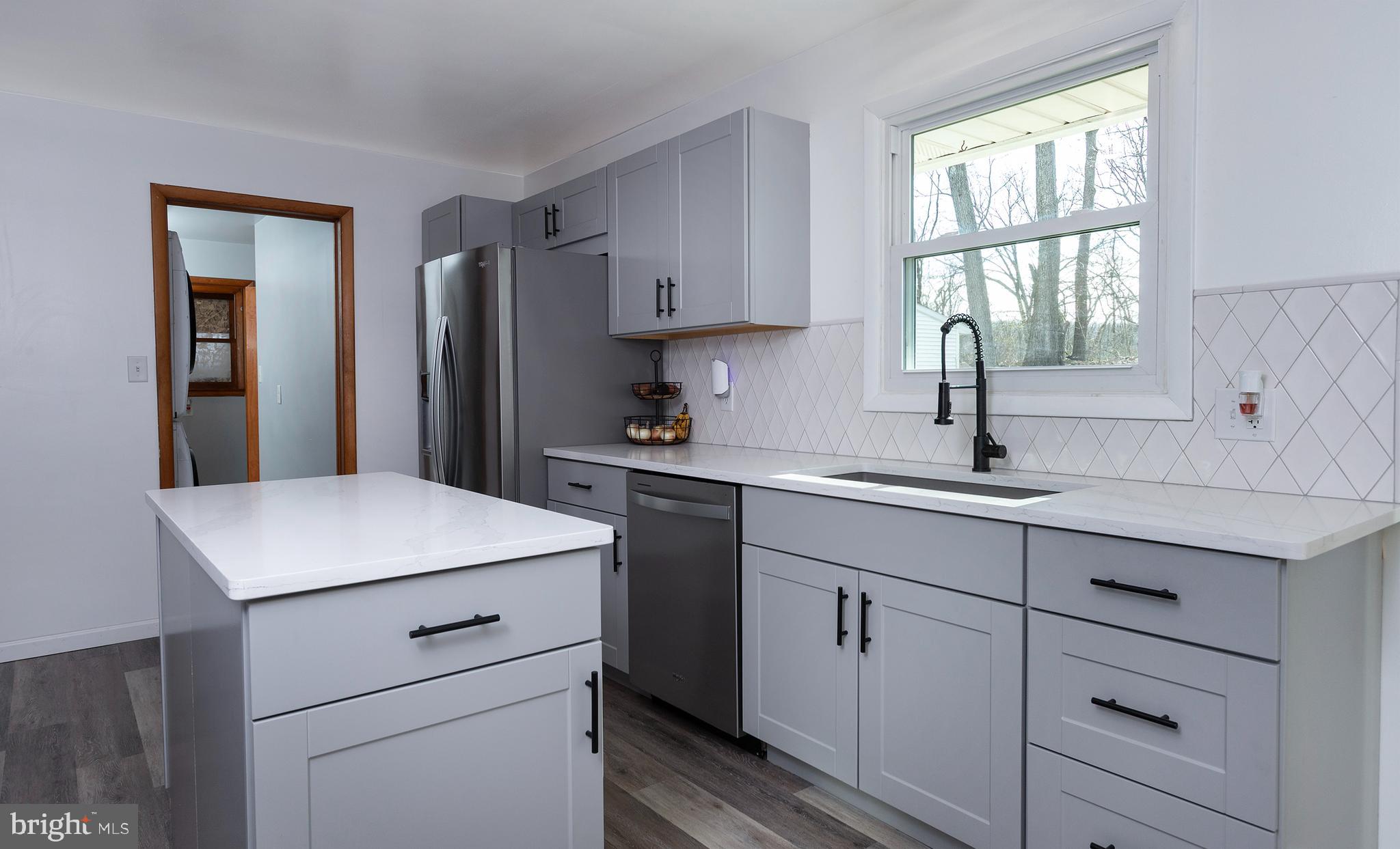 6331 B Old Carlisle Road Dover, PA 17315 - Photo 13 of 40 Pantry. Appliances remain.